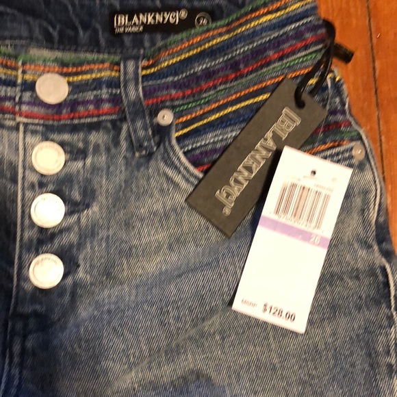 NWT Blank NYC the Varick kick flare jean with embroidery - Picture 7 of 8